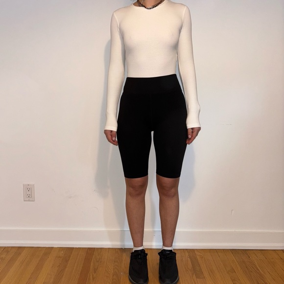ZARA ribbed long sleeve bodysuit - Picture 1 of 14
